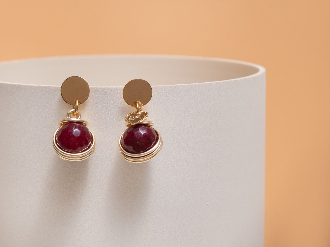Mini Solitaire Agate Earrings Collection