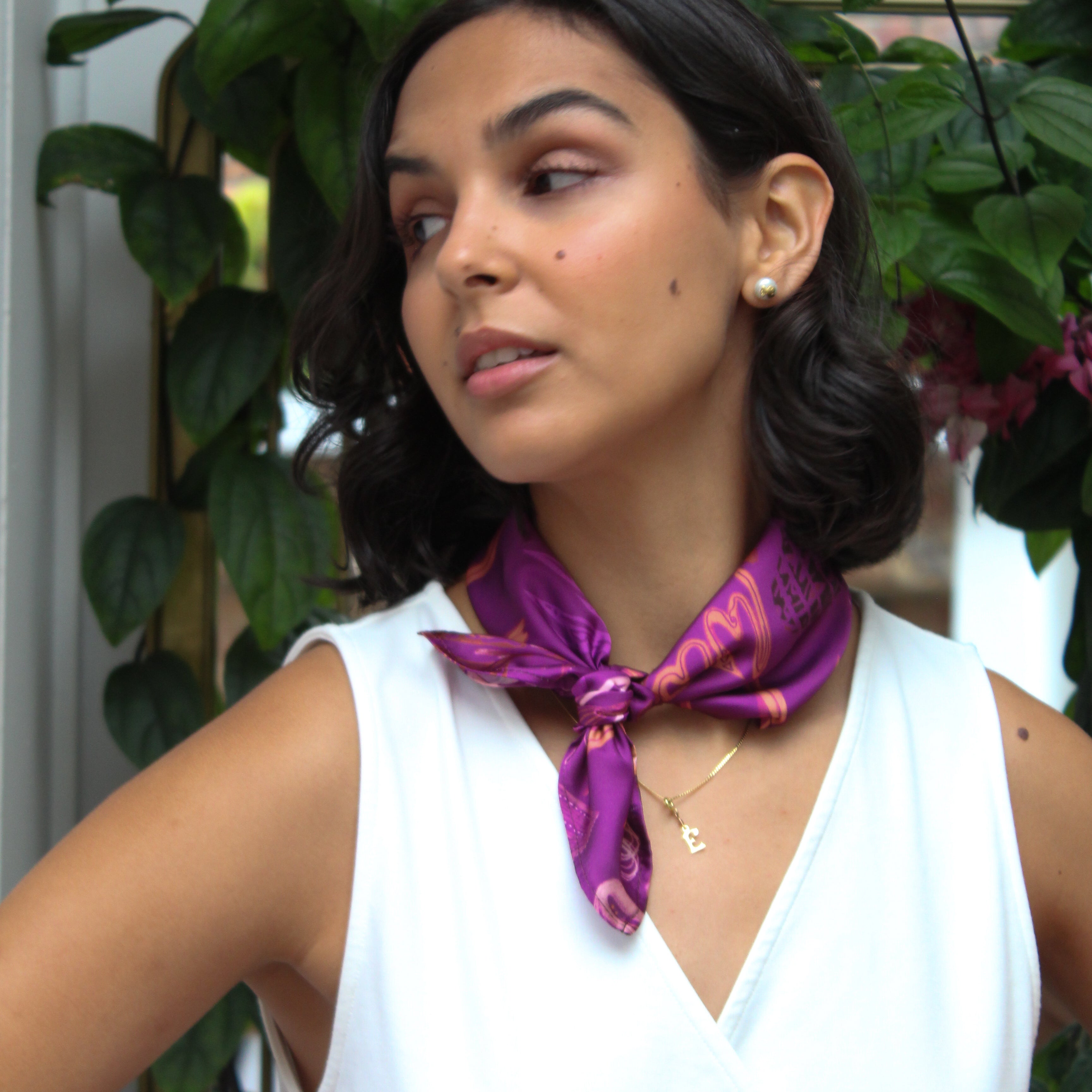 Sustainable Slim Scarf with a Modern Twist