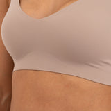 Seamless Invisible Bra – Soft Skin Technology with Removable Cups & Adjustable Straps