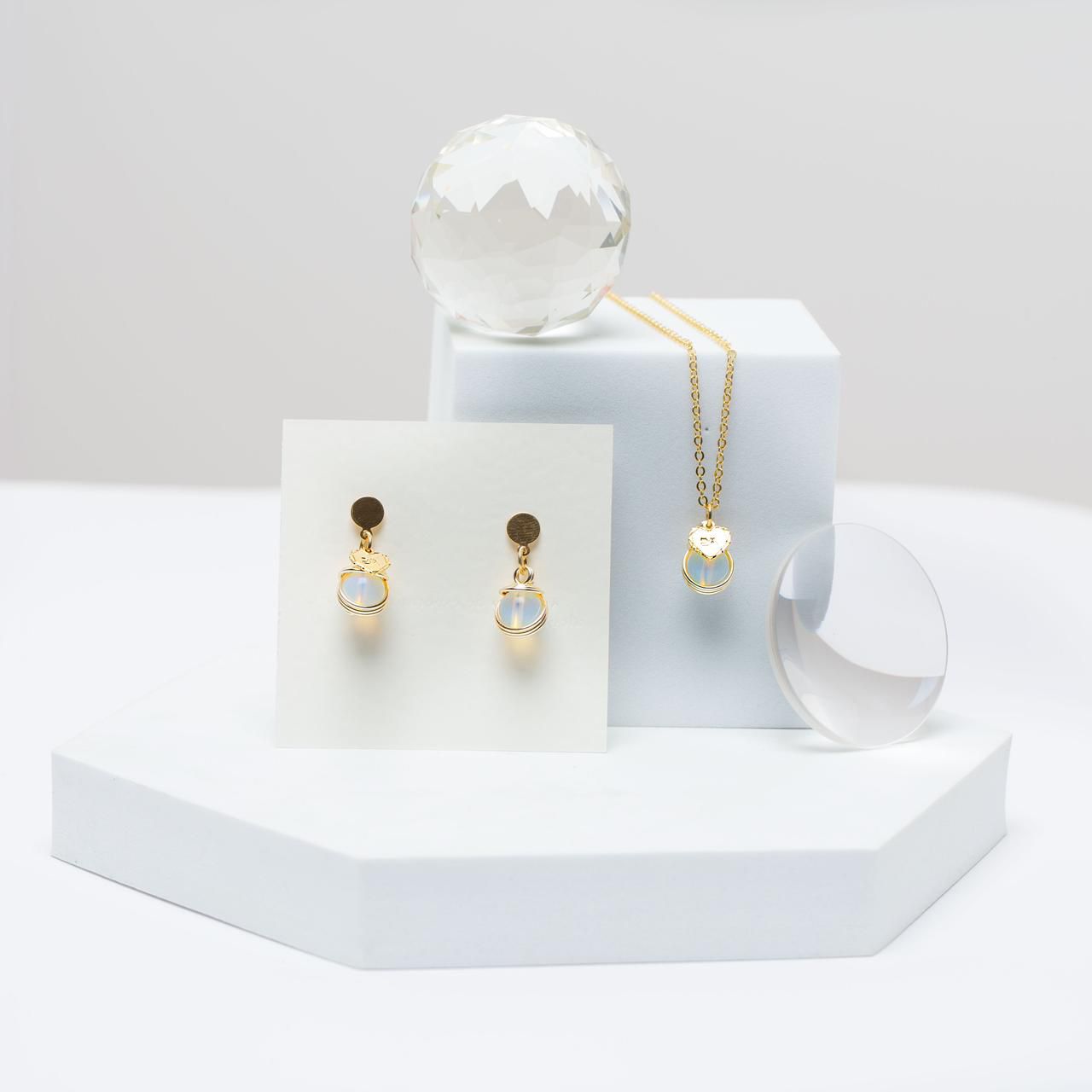 Mini Solitaire Agate Earrings Collection