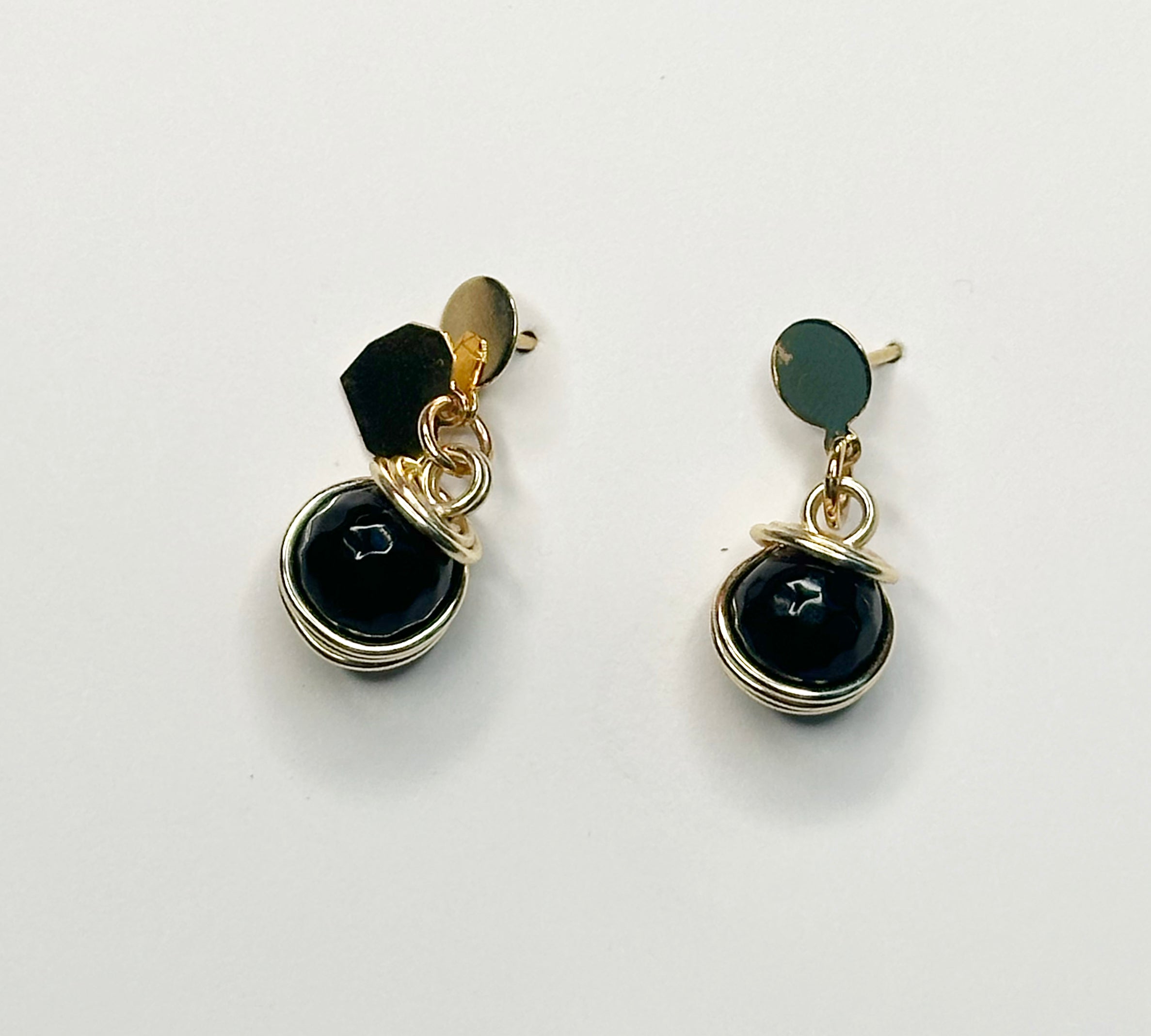 Mini Solitaire Agate Earrings Collection