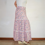Skirt with design pink.